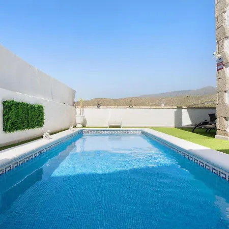 Luxury Torviscas וילה אדחה